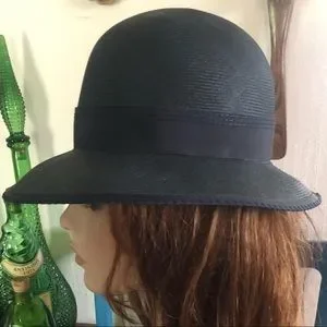 Vintage | Accessories | Vintage Navy Blue Straw Hat W Red  display picture 3